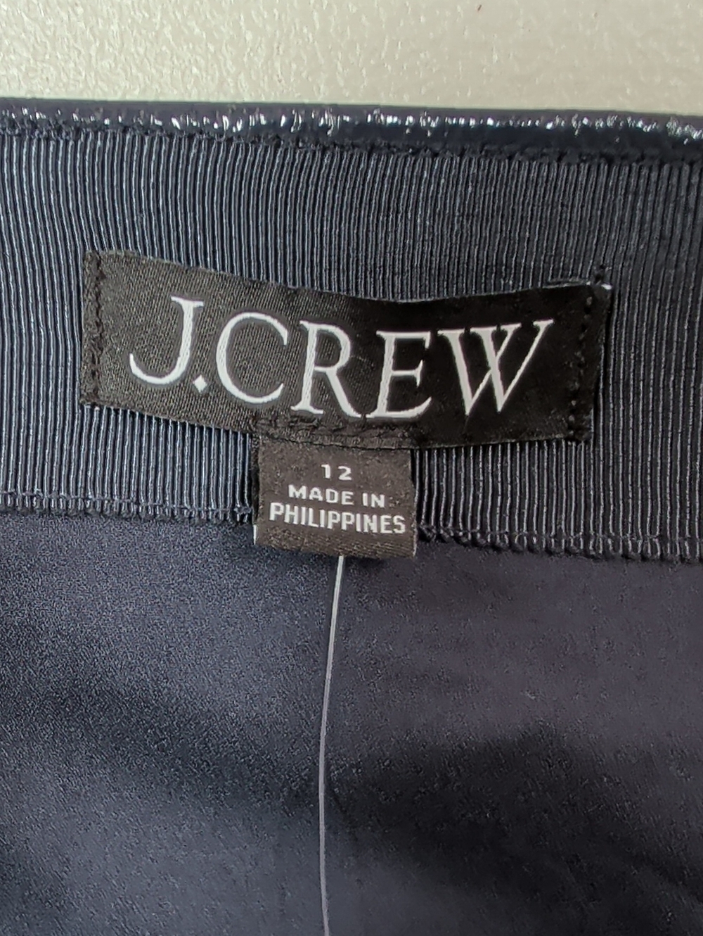 J.Crew, Patch Pocket, Navy Faux Leather Crinkle Skirt. Size 12 - Picture 4 of 10